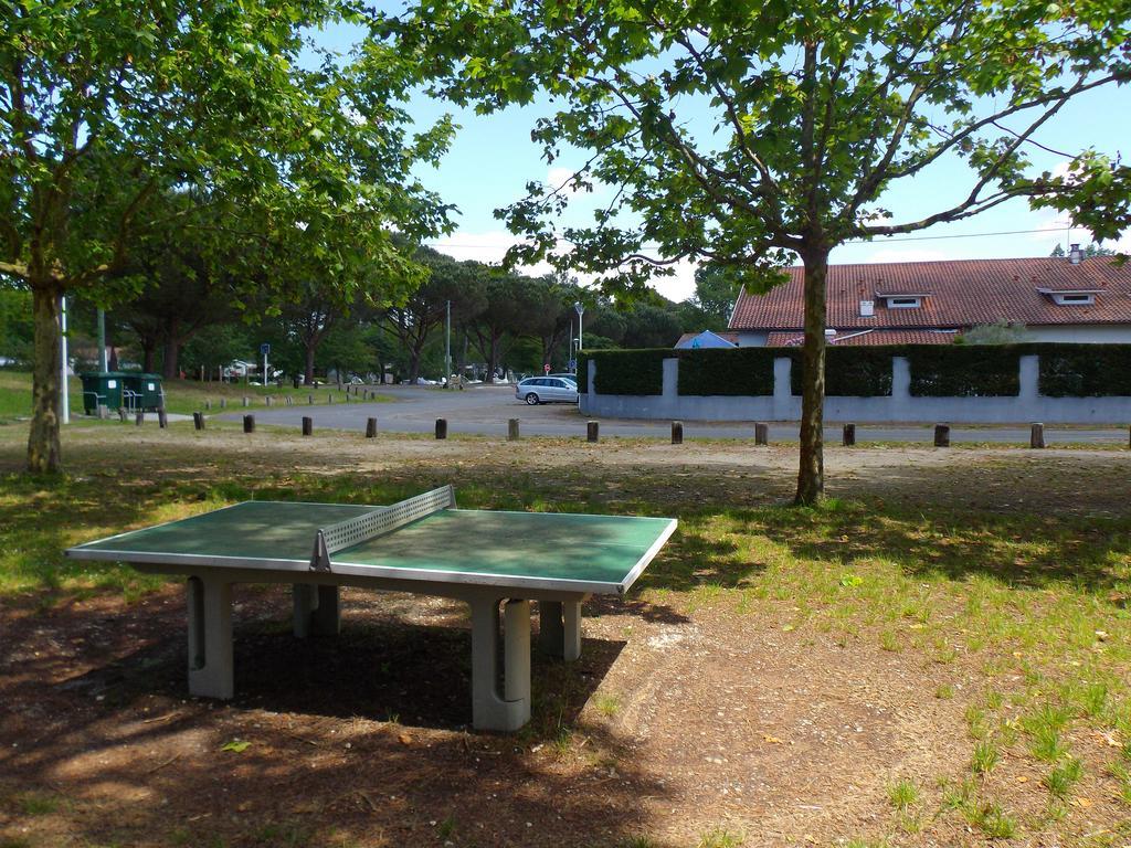 Hotel Cote Et Lac Biscarrosse Eksteriør billede