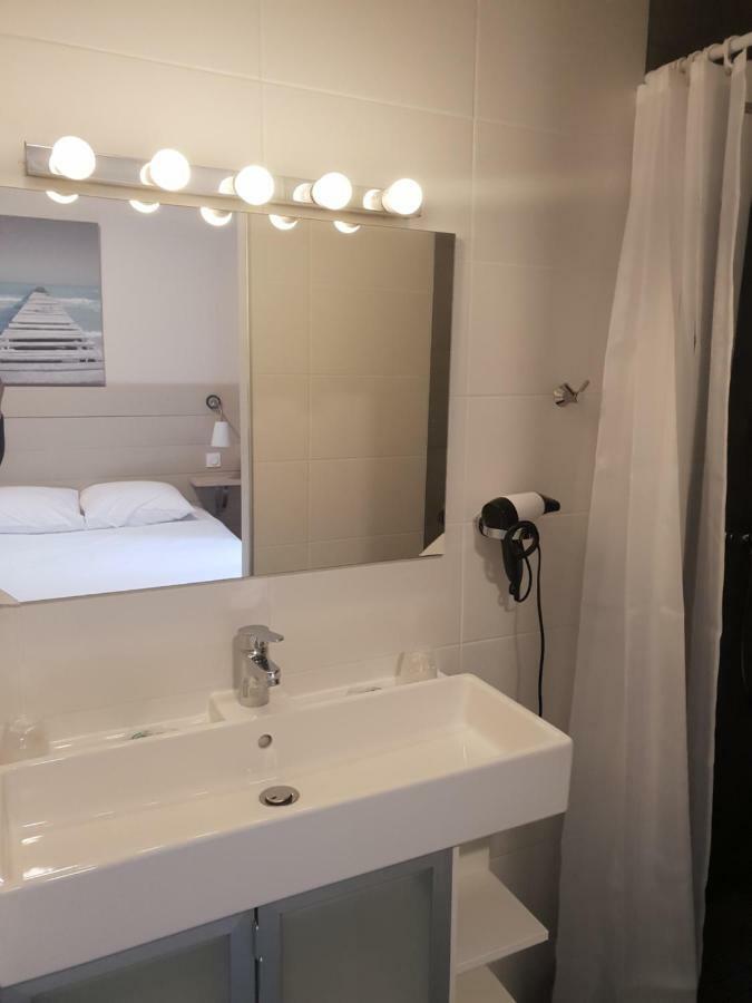 Hotel Cote Et Lac Biscarrosse Eksteriør billede
